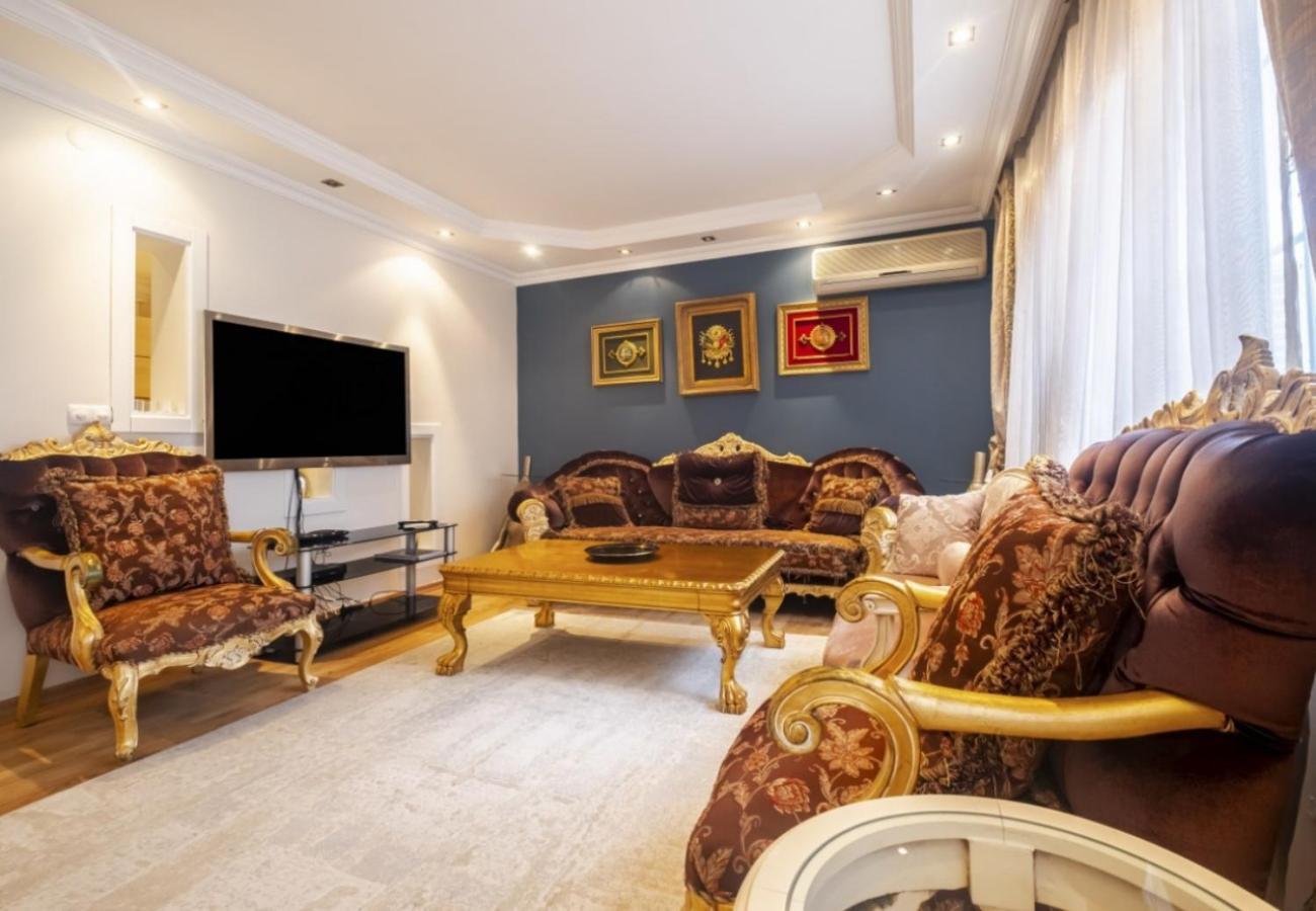 Exclusive Flat With Balcony In Nisantasi Apartment Istanbul Exterior photo